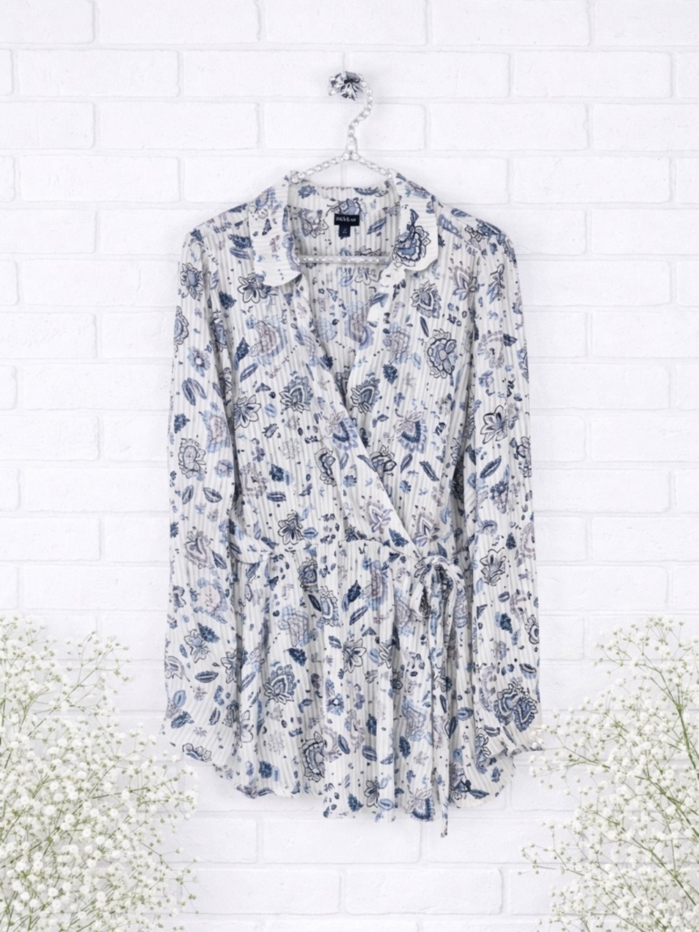 Torrid Stripe Satin Surplice Long Sleeve Fortune Paisley Dew Print Blouse Size 3